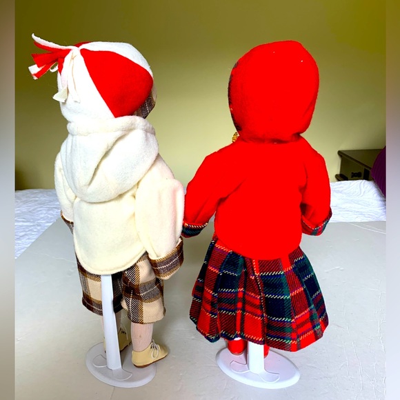 Collectible 2 vintage porcelain dolls 16” high twin blond girl & boy blue eyes - Picture 7 of 9